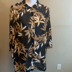 coldwater creek button down blouse leaf Print Medium 100% Rayon Foliage Black